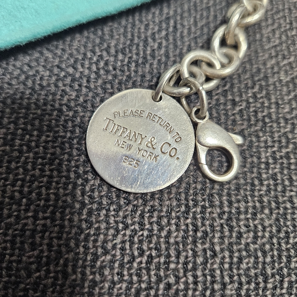 Authentic Vintage Tiffany & Co. Return to Tiffany's bracelet